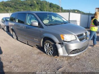  Salvage Dodge Grand Caravan