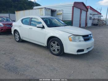  Salvage Dodge Avenger