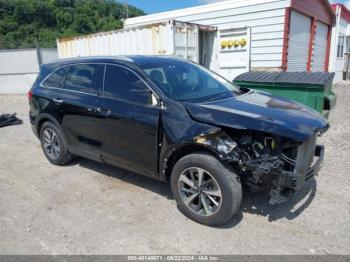  Salvage Kia Sorento