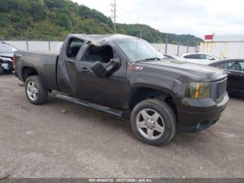  Salvage GMC Sierra 2500