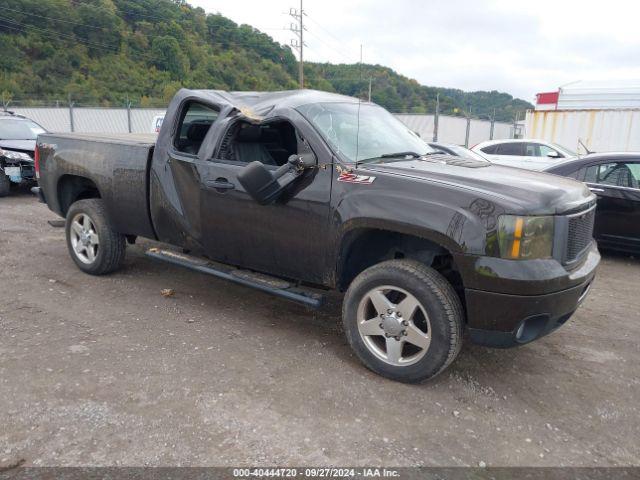  Salvage GMC Sierra 2500