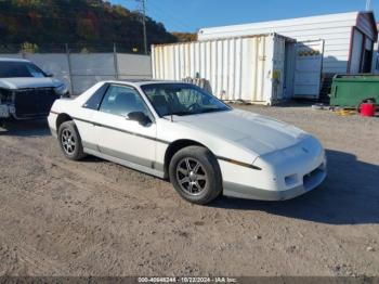  Salvage Pontiac Fiero