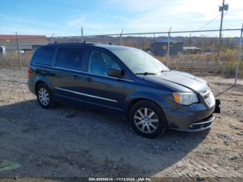  Salvage Chrysler Town & Country