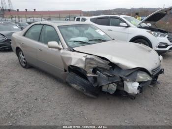  Salvage Lexus Es