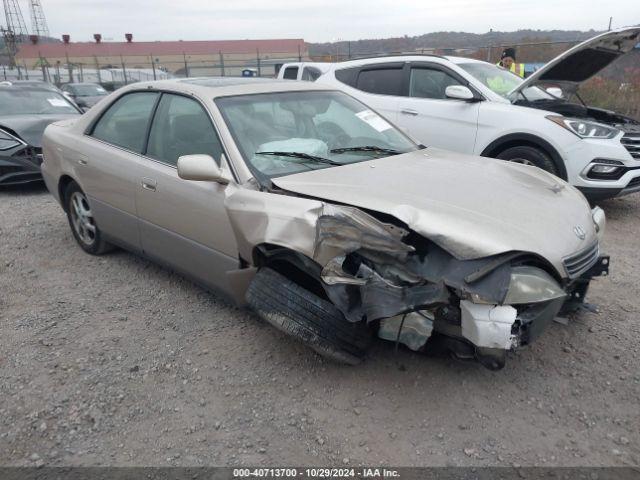  Salvage Lexus Es