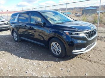  Salvage Kia Carnival