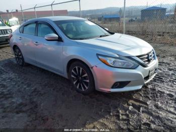  Salvage Nissan Altima