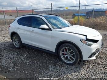  Salvage Alfa Romeo Stelvio