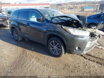  Salvage Toyota Highlander