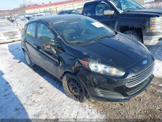  Salvage Ford Fiesta