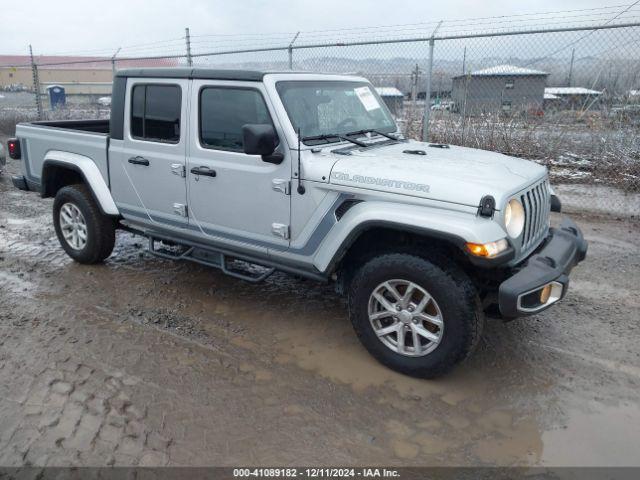  Salvage Jeep Gladiator