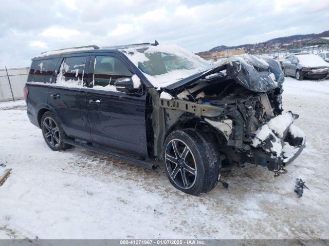  Salvage Ford Expedition