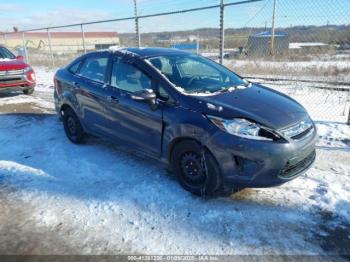  Salvage Ford Fiesta