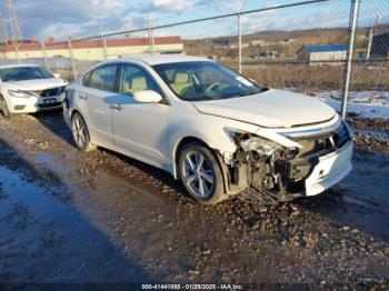  Salvage Nissan Altima