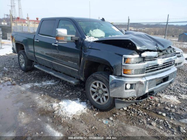  Salvage Chevrolet Silverado 2500