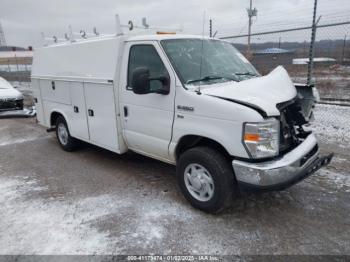  Salvage Ford E-350