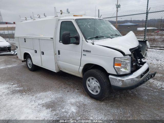  Salvage Ford E-350