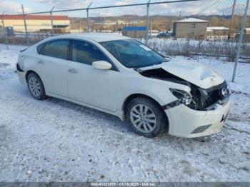  Salvage Nissan Altima