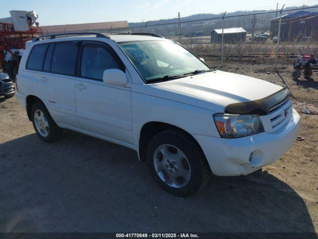  Salvage Toyota Highlander