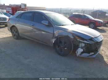  Salvage Hyundai ELANTRA