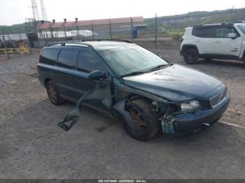  Salvage Volvo V70