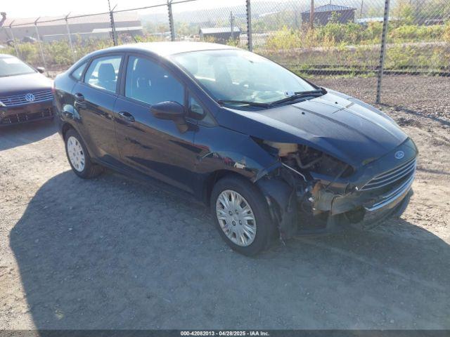  Salvage Ford Fiesta