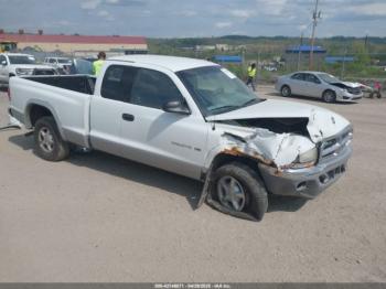  Salvage Dodge Dakota