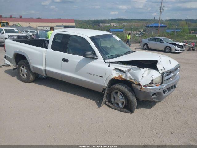  Salvage Dodge Dakota