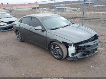  Salvage Hyundai ELANTRA
