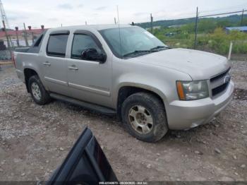  Salvage Chevrolet Avalanche 1500