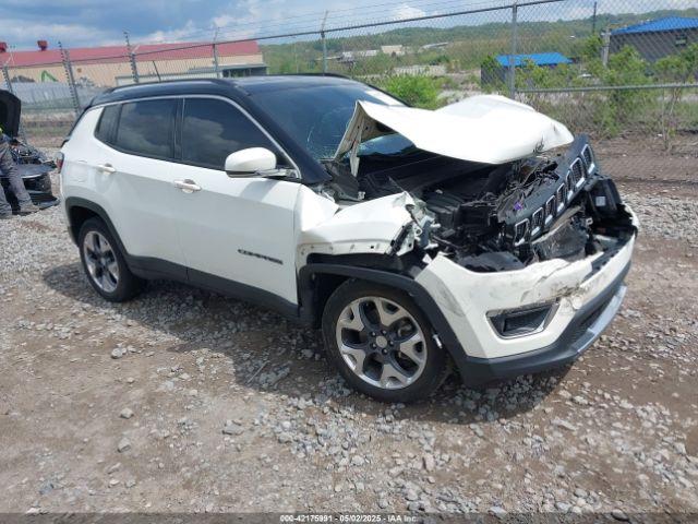  Salvage Jeep Compass