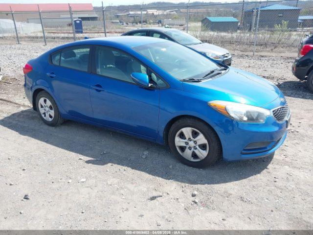  Salvage Kia Forte