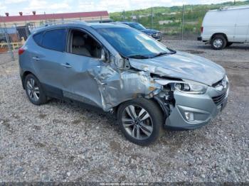  Salvage Hyundai TUCSON