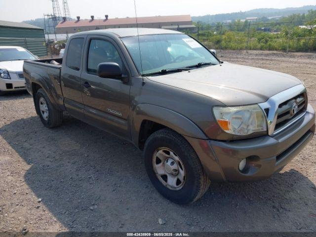  Salvage Toyota Tacoma