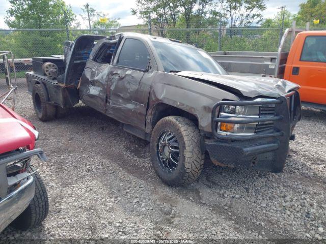  Salvage Chevrolet Silverado 3500