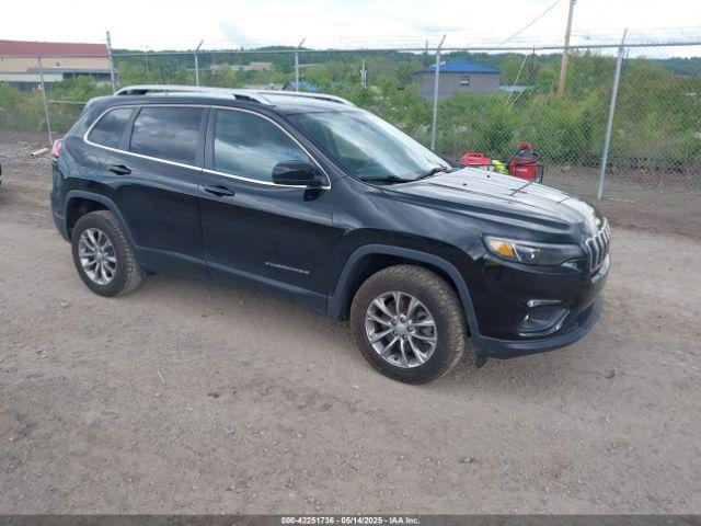  Salvage Jeep Cherokee