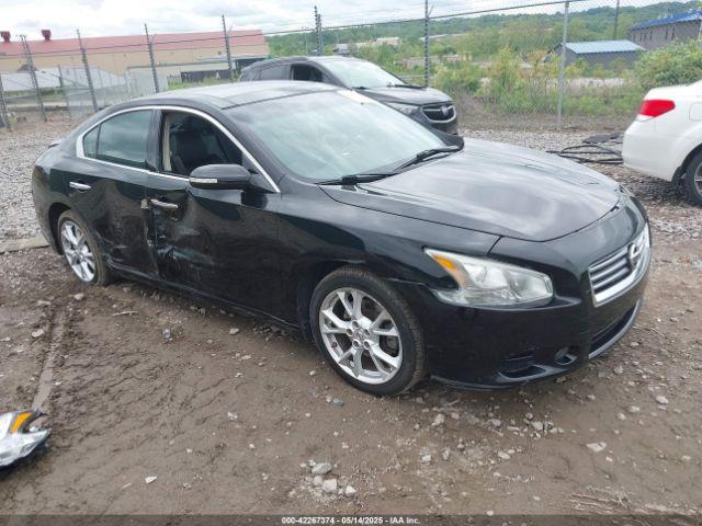  Salvage Nissan Maxima