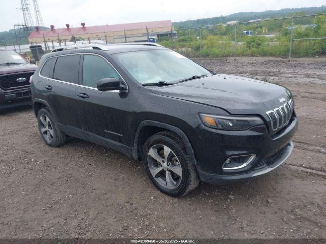  Salvage Jeep Cherokee