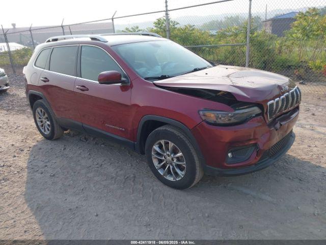  Salvage Jeep Cherokee