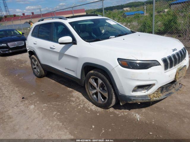  Salvage Jeep Cherokee