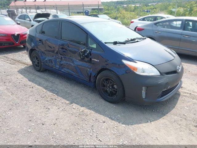  Salvage Toyota Prius