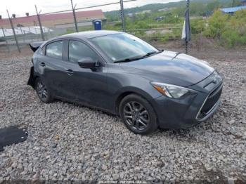  Salvage Toyota Yaris