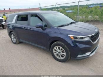  Salvage Kia Carnival