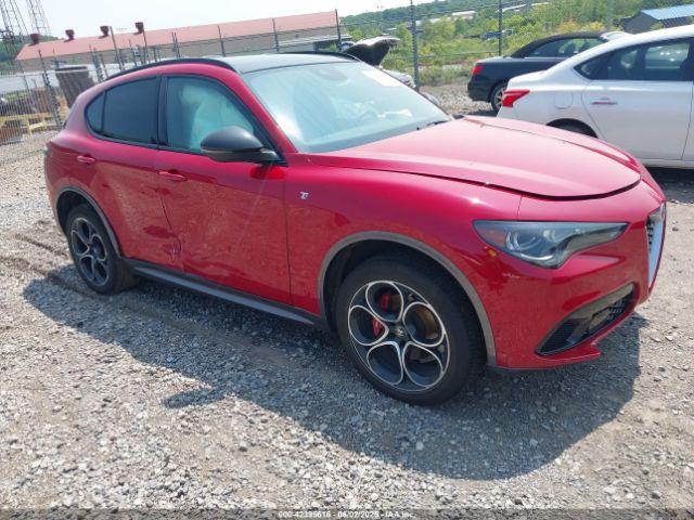  Salvage Alfa Romeo Stelvio