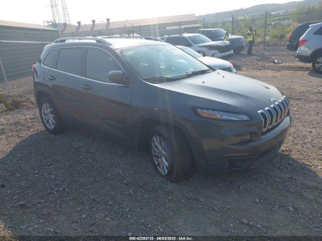  Salvage Jeep Cherokee