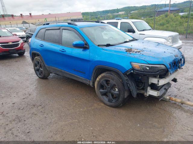  Salvage Jeep Cherokee