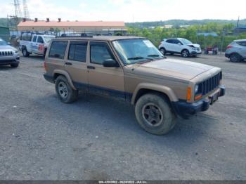  Salvage Jeep Cherokee