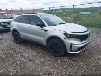  Salvage Kia Sorento