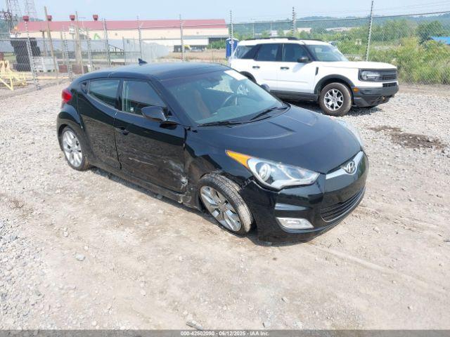  Salvage Hyundai VELOSTER