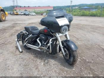  Salvage Harley-Davidson Flht